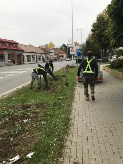 Realizácia záhrady, Vráble 7